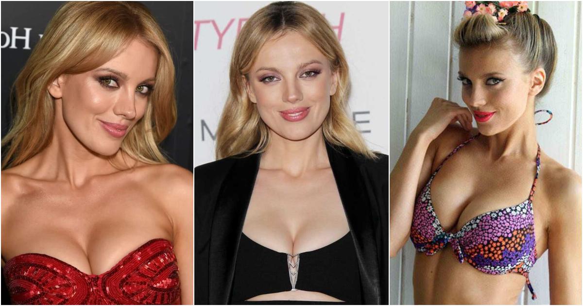 61 Sexy Bar Paly Boobs Pictures Will Leave You Panting For Her 1