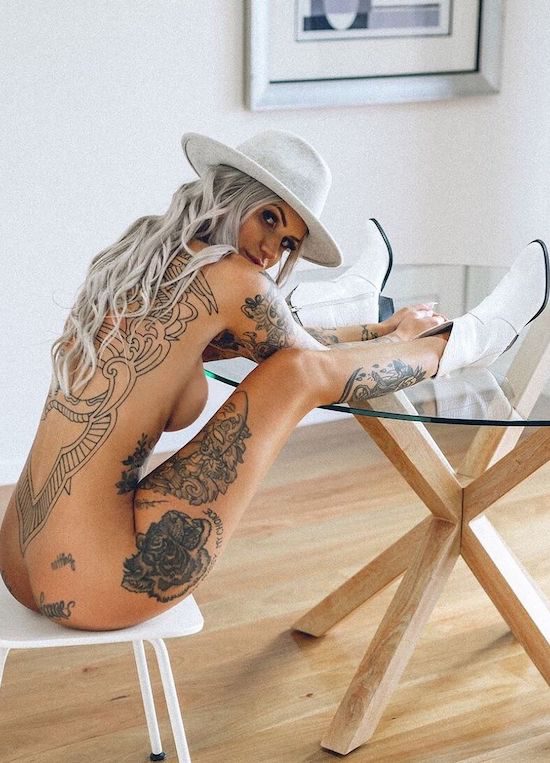 INSTA BABE OF THE DAY – @BRAADY 154