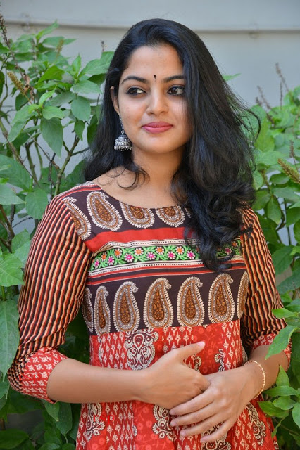 Malayalam Beauty Nikhila Vimal Latest Cute Image Gallery 38