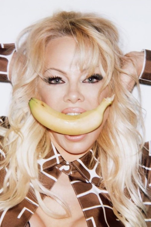 Pamela Anderson 2020 5