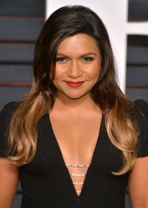 49 Sexy and Hot Mindy Kaling Pictures – Bikini, Ass, Boobs 1