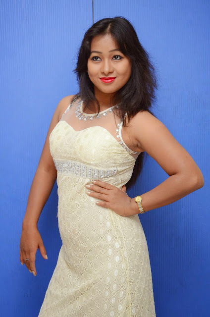 South Indian Actress Sneha Unseen Stills Latest Photo Gallery in White Dress 1