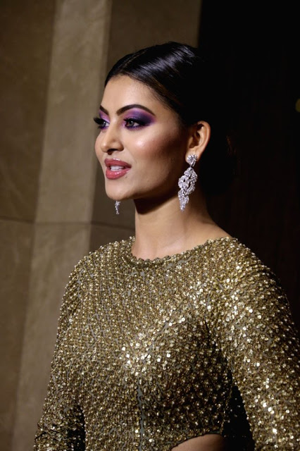 Actress Urvashi Rautela at Urbane Awards 42