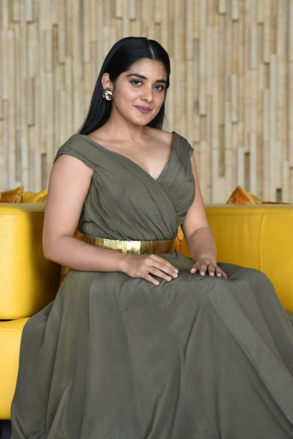 Nivetha Thomas In Green Gown At Telugu Movie Grand Success Meet 24