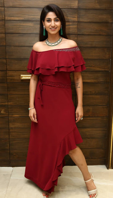 Television Actress Varshini Sounderajan Hot In Maroon Gown 48