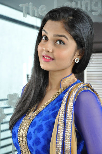 Telugu Actress Pragathi Latest Cute Image Gallery 9