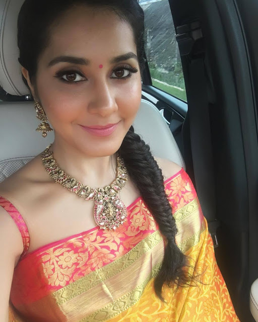 Beautiful Actress Rashi Khanna Pics Shared On Insta 54