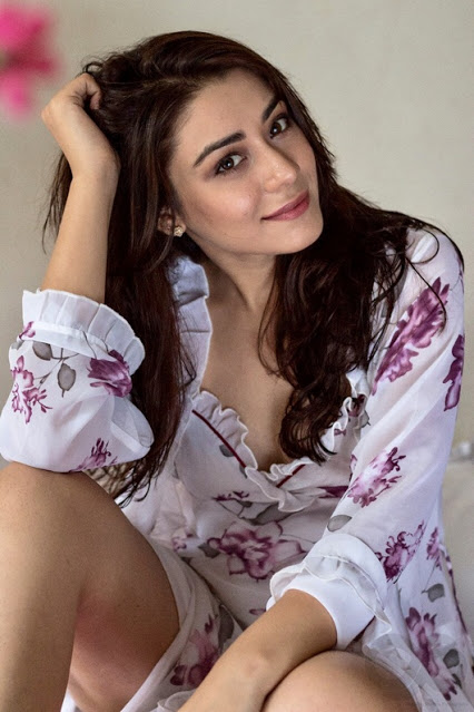 Bollywood Actress Anchal Singh Photoshoot Pics 7