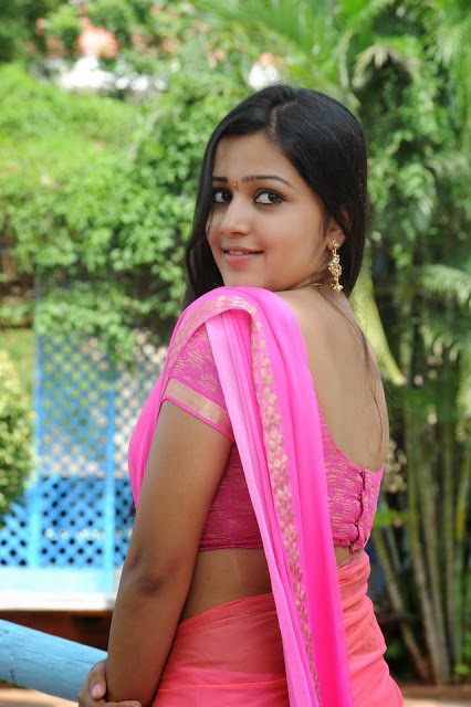 Telugu Actress Samskruthi Latest Pics In Saree 7
