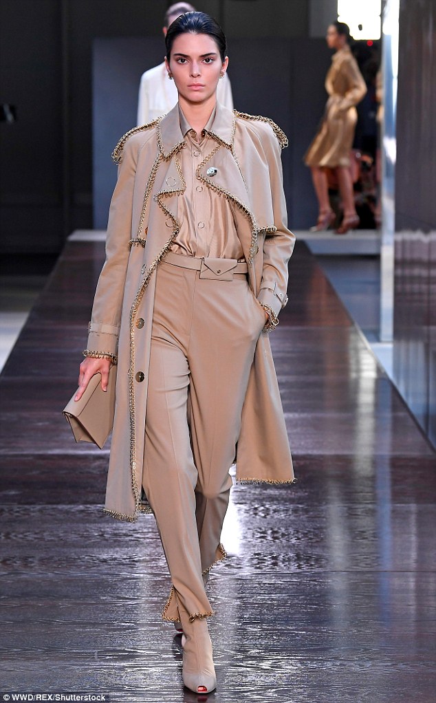 Kendall Jenner walks in her first show of the season as she struts on Burberry’s catwalk 25