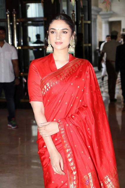 Actress Aditi Rao Hydari Red Saree Photos 1