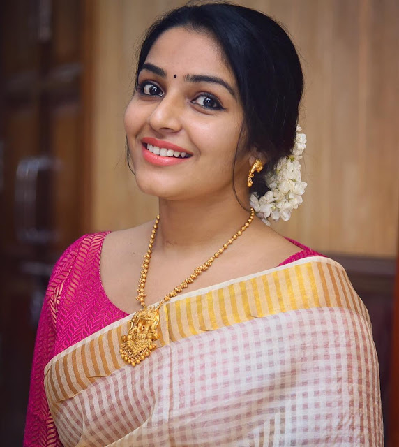 Tamil Actress Rajisha Vijayan Latest Pics In Saree 16