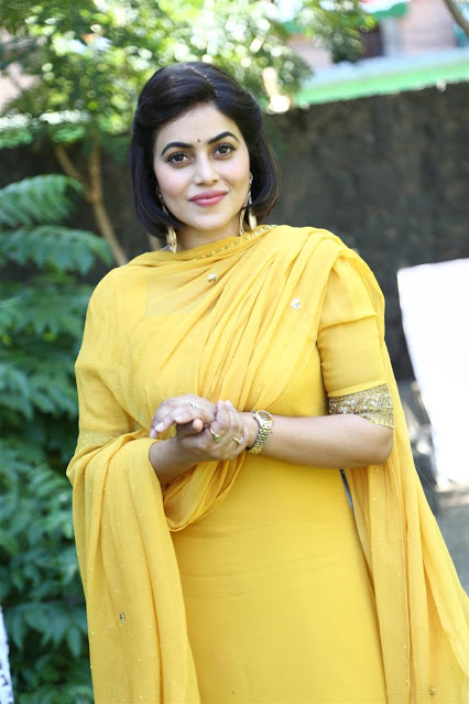 Actress Poorna Latest Cute Photoshoot Pics In Yellow Attire 1