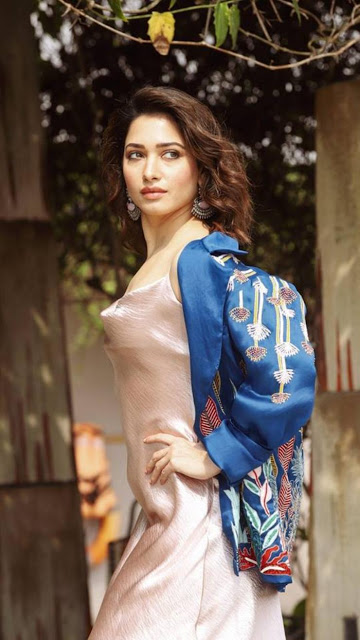 Beautiful Actress Tamanna Bhatia Hot Photoshoot 32