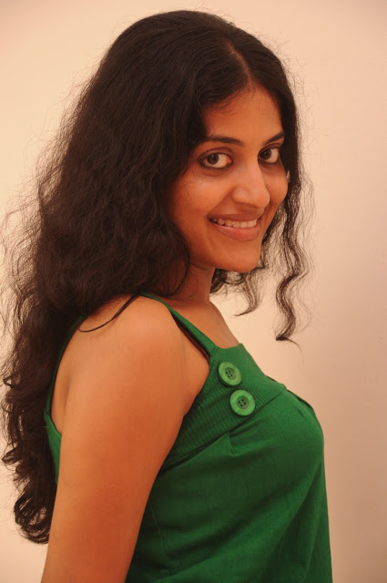 Tamil Actress Kavitha Nair Latest Photo Gallery 16