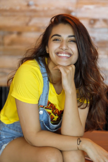 Divyansha Kaushik Cute Actress Latest Photoshoot Pics 1