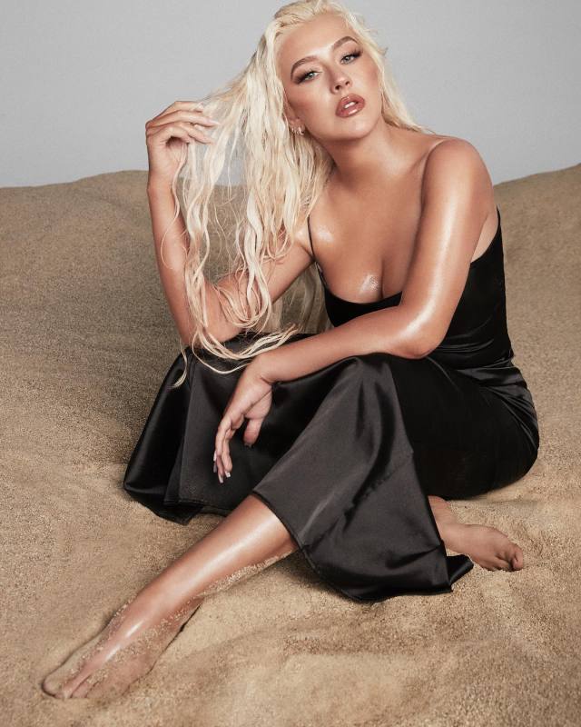 Christina Aguilera 1