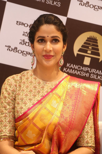 Lavanya Tripathi launches Kanchipuram Kamakshi Silks 13