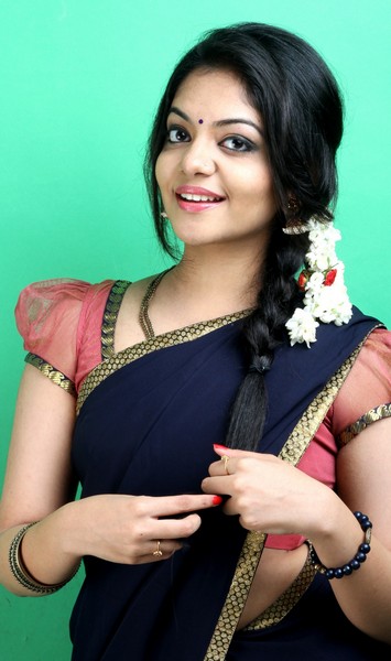 Tamil Actress Ahaana Krishna Latest Photo Gallery 1