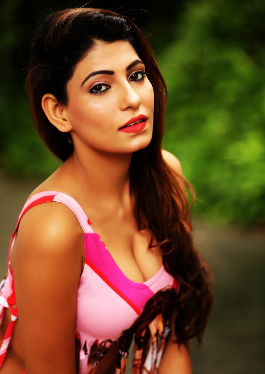 Nikitha Soni – Hot babe in Pink 58