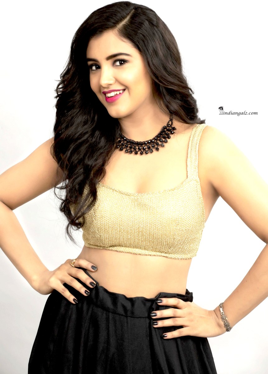 Malvika Sharma – Cute and Hot! 48