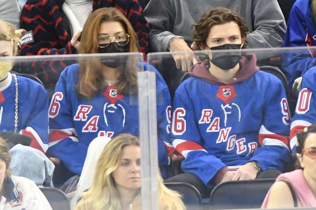 Zendaya And Tom Display Their New Love Language By Wearing Jerseys Of Each-Others Names At New York Rangers Game 19