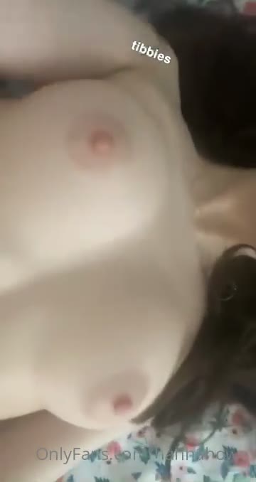 Hannah Owo Nude Tits Bed Bounce Onlyfans Video Leaked 2
