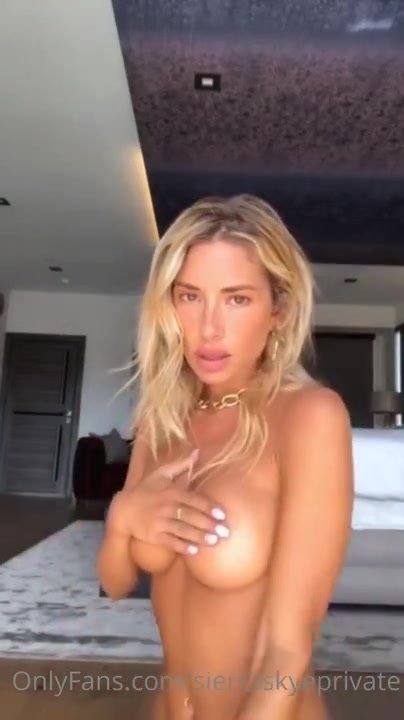 Sierra Skye Nude Teasing Porn Video Leaked 1
